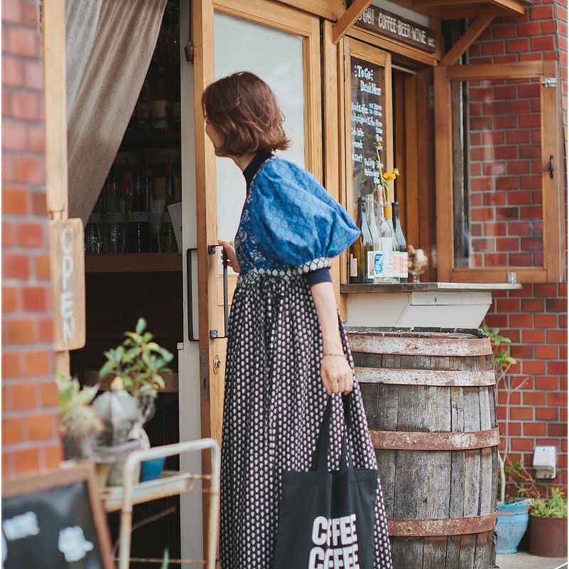 SOULEIADO ボリューム袖のカシュクールワンピースキット ブラック